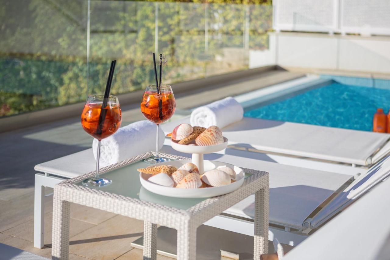 Luxury Seafront Villa Primosten Glamour With Private Pool, Sauna And Gym At The Beach In พรีมอชเตน ภายนอก รูปภาพ