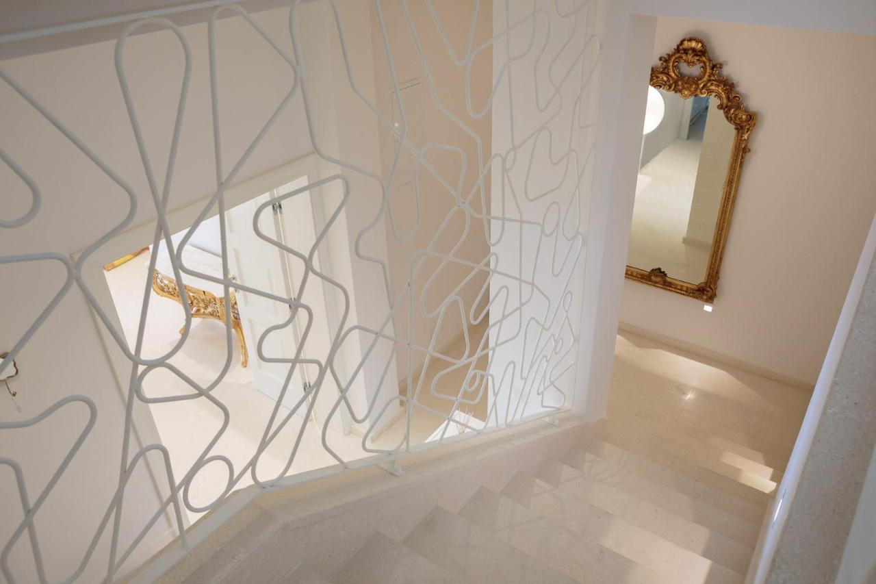 Luxury Seafront Villa Primosten Glamour With Private Pool, Sauna And Gym At The Beach In พรีมอชเตน ภายนอก รูปภาพ