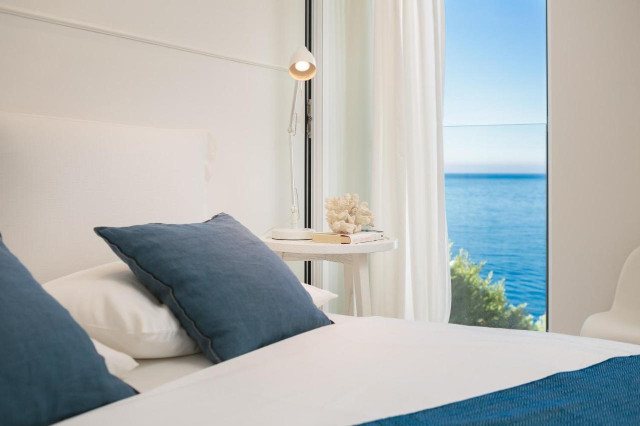 Luxury Seafront Villa Primosten Glamour With Private Pool, Sauna And Gym At The Beach In พรีมอชเตน ภายนอก รูปภาพ